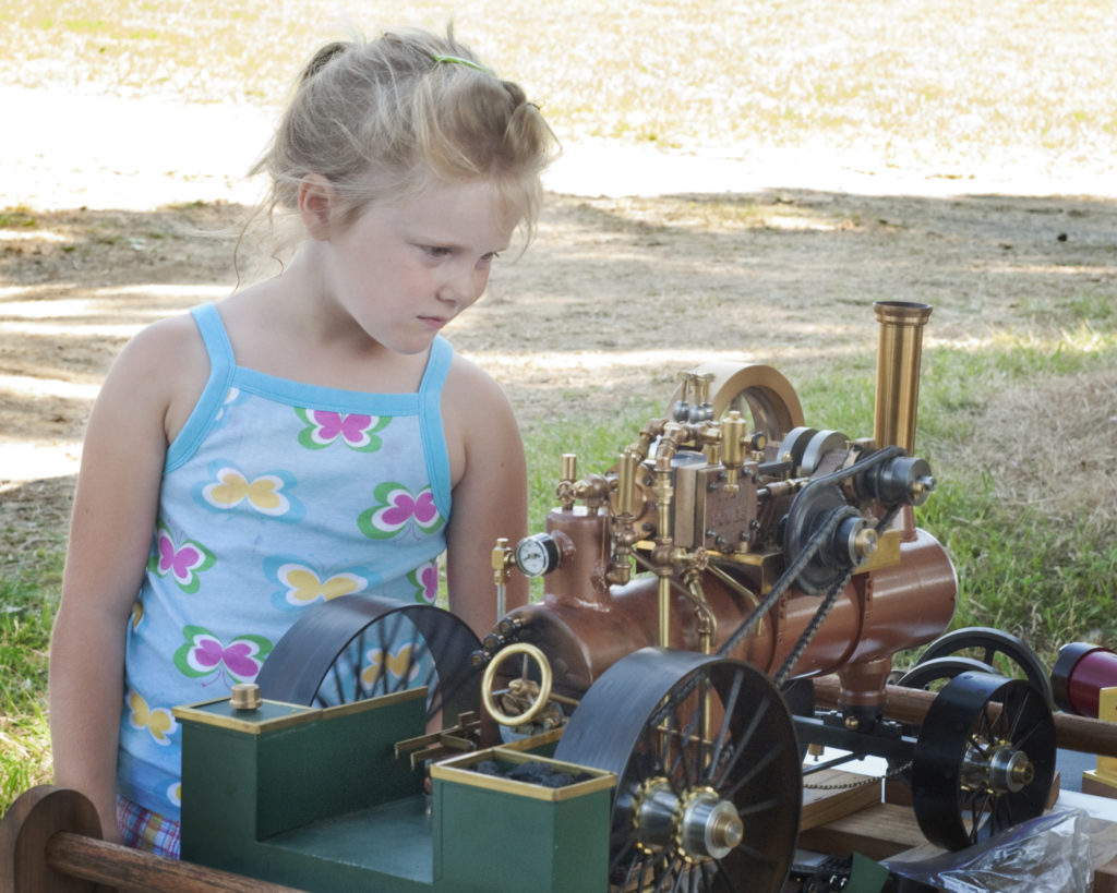 Threshing bee in McLouth honors longtime participant News, Sports